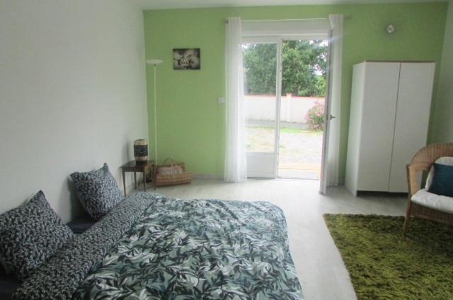 Chambre 20M2 Avec Salle De Bain Privee Dans Maison En Bois 라보르 외부 사진