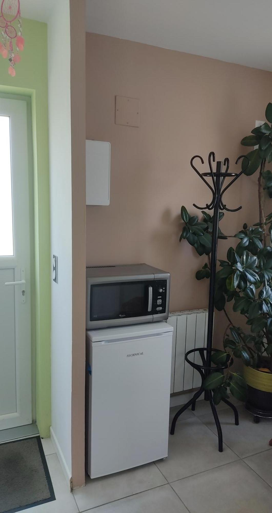 Chambre 20M2 Avec Salle De Bain Privee Dans Maison En Bois 라보르 외부 사진